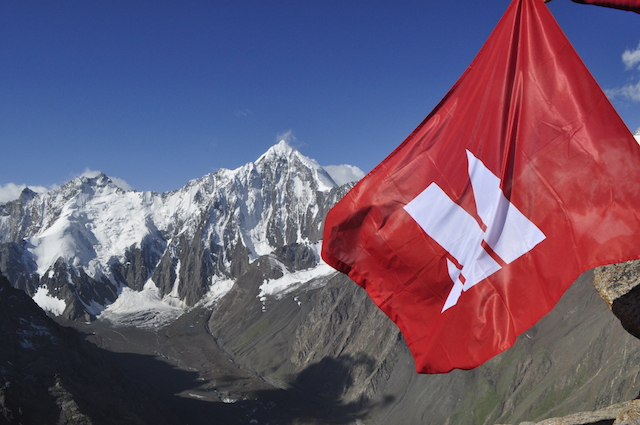 Opera Max on Lenin Peak